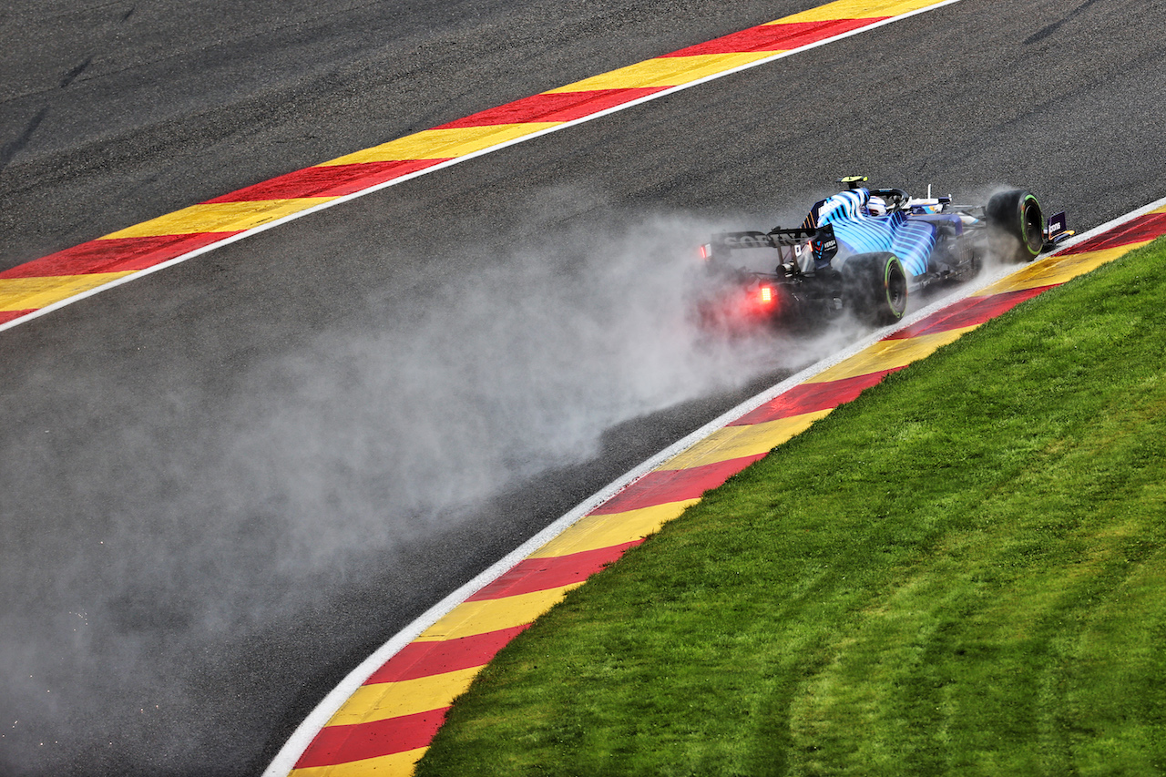GP BELGIO, Nicholas Latifi (CDN) Williams Racing FW43B.
28.08.2021. Formula 1 World Championship, Rd 12, Belgian Grand Prix, Spa Francorchamps, Belgium, Qualifiche Day.
- www.xpbimages.com, EMail: requests@xpbimages.com © Copyright: Batchelor / XPB Images