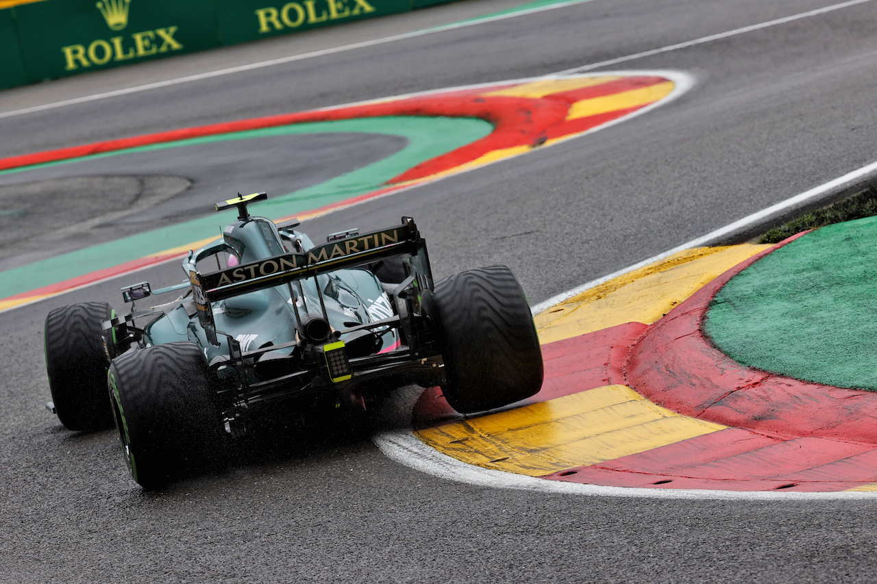 GP BELGIO, Sebastian Vettel (GER) Aston Martin F1 Team AMR21.
28.08.2021. Formula 1 World Championship, Rd 12, Belgian Grand Prix, Spa Francorchamps, Belgium, Qualifiche Day.
- www.xpbimages.com, EMail: requests@xpbimages.com © Copyright: Batchelor / XPB Images