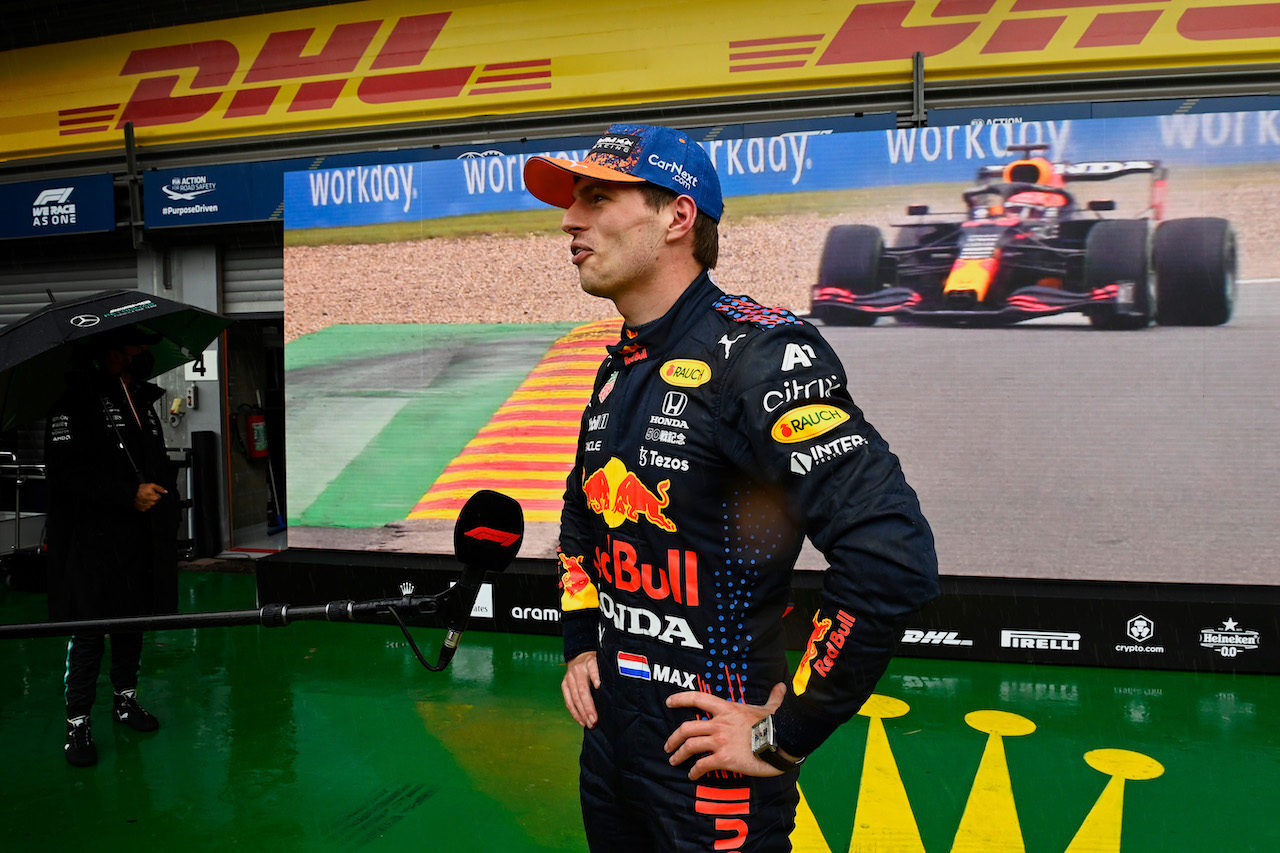 GP BELGIO, Pole sitter Max Verstappen (NLD) Red Bull Racing in qualifying parc ferme.
28.08.2021. Formula 1 World Championship, Rd 12, Belgian Grand Prix, Spa Francorchamps, Belgium, Qualifiche Day.
- www.xpbimages.com, EMail: requests@xpbimages.com © Copyright: FIA Pool Image for Editorial Use Only