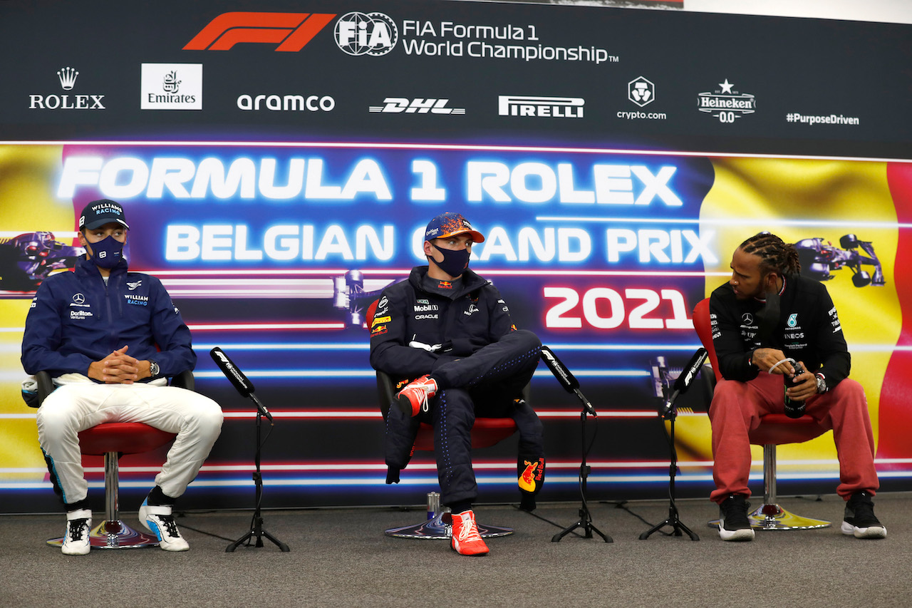 GP BELGIO, (L to R): George Russell (GBR) Williams Racing; Max Verstappen (NLD) Red Bull Racing; e Lewis Hamilton (GBR) Mercedes AMG F1, in the post qualifying FIA Press Conference.
28.08.2021. Formula 1 World Championship, Rd 12, Belgian Grand Prix, Spa Francorchamps, Belgium, Qualifiche Day.
- www.xpbimages.com, EMail: requests@xpbimages.com © Copyright: FIA Pool Image for Editorial Use Only