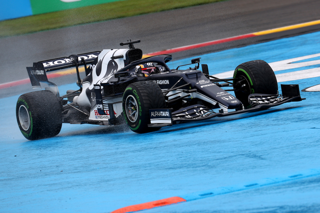 GP BELGIO, Yuki Tsunoda (JPN) AlphaTauri AT02.
28.08.2021. Formula 1 World Championship, Rd 12, Belgian Grand Prix, Spa Francorchamps, Belgium, Qualifiche Day.
- www.xpbimages.com, EMail: requests@xpbimages.com © Copyright: Batchelor / XPB Images
