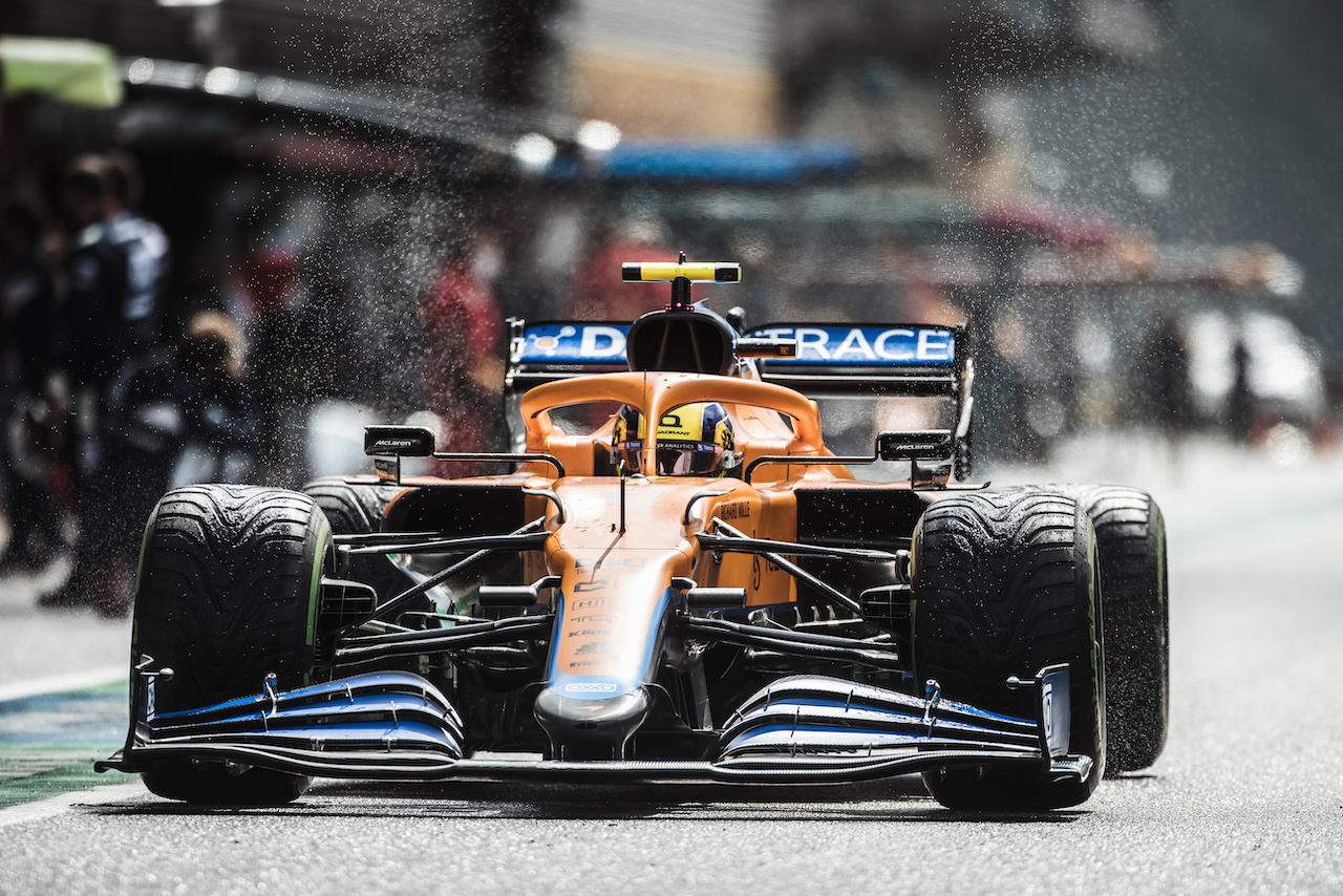 GP BELGIO, Lando Norris (GBR) McLaren MCL35M.
28.08.2021. Formula 1 World Championship, Rd 12, Belgian Grand Prix, Spa Francorchamps, Belgium, Qualifiche Day.
- www.xpbimages.com, EMail: requests@xpbimages.com © Copyright: Bearne / XPB Images