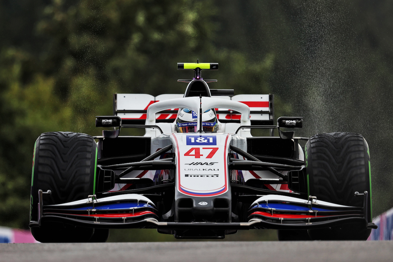 GP BELGIO, Mick Schumacher (GER) Haas VF-21.
28.08.2021. Formula 1 World Championship, Rd 12, Belgian Grand Prix, Spa Francorchamps, Belgium, Qualifiche Day.
- www.xpbimages.com, EMail: requests@xpbimages.com © Copyright: Moy / XPB Images