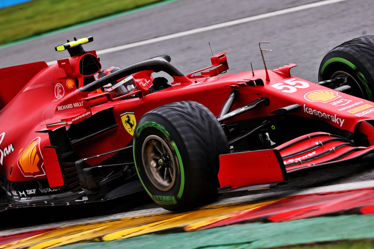 GP BELGIO, Carlos Sainz Jr (ESP) Ferrari SF-21.
28.08.2021. Formula 1 World Championship, Rd 12, Belgian Grand Prix, Spa Francorchamps, Belgium, Qualifiche Day.
- www.xpbimages.com, EMail: requests@xpbimages.com © Copyright: Batchelor / XPB Images