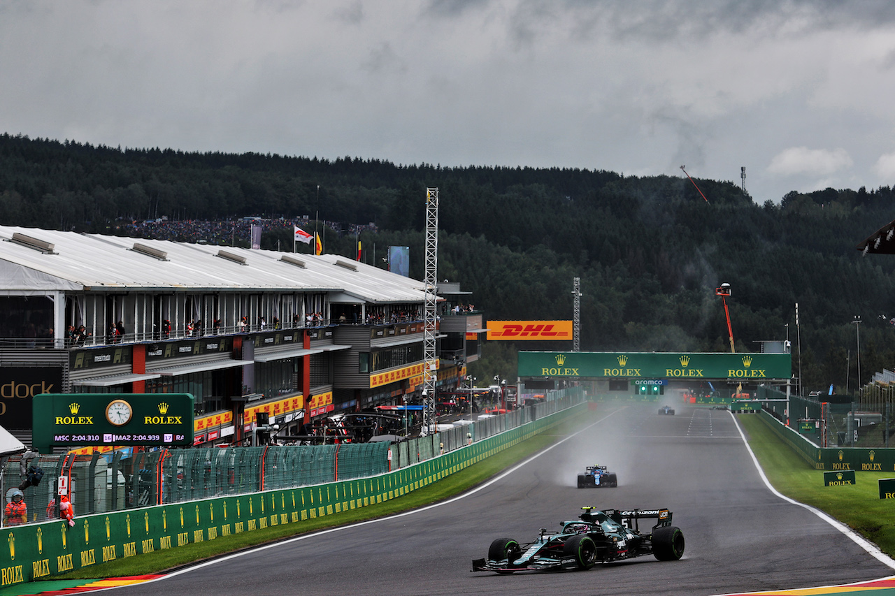GP BELGIO, Sebastian Vettel (GER) Aston Martin F1 Team AMR21.
28.08.2021. Formula 1 World Championship, Rd 12, Belgian Grand Prix, Spa Francorchamps, Belgium, Qualifiche Day.
- www.xpbimages.com, EMail: requests@xpbimages.com © Copyright: Charniaux / XPB Images