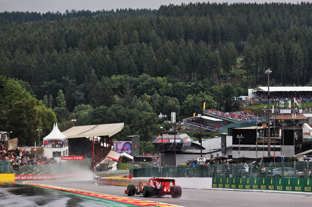 GP BELGIO, Charles Leclerc (MON) Ferrari SF-21.
28.08.2021. Formula 1 World Championship, Rd 12, Belgian Grand Prix, Spa Francorchamps, Belgium, Qualifiche Day.
- www.xpbimages.com, EMail: requests@xpbimages.com © Copyright: Charniaux / XPB Images