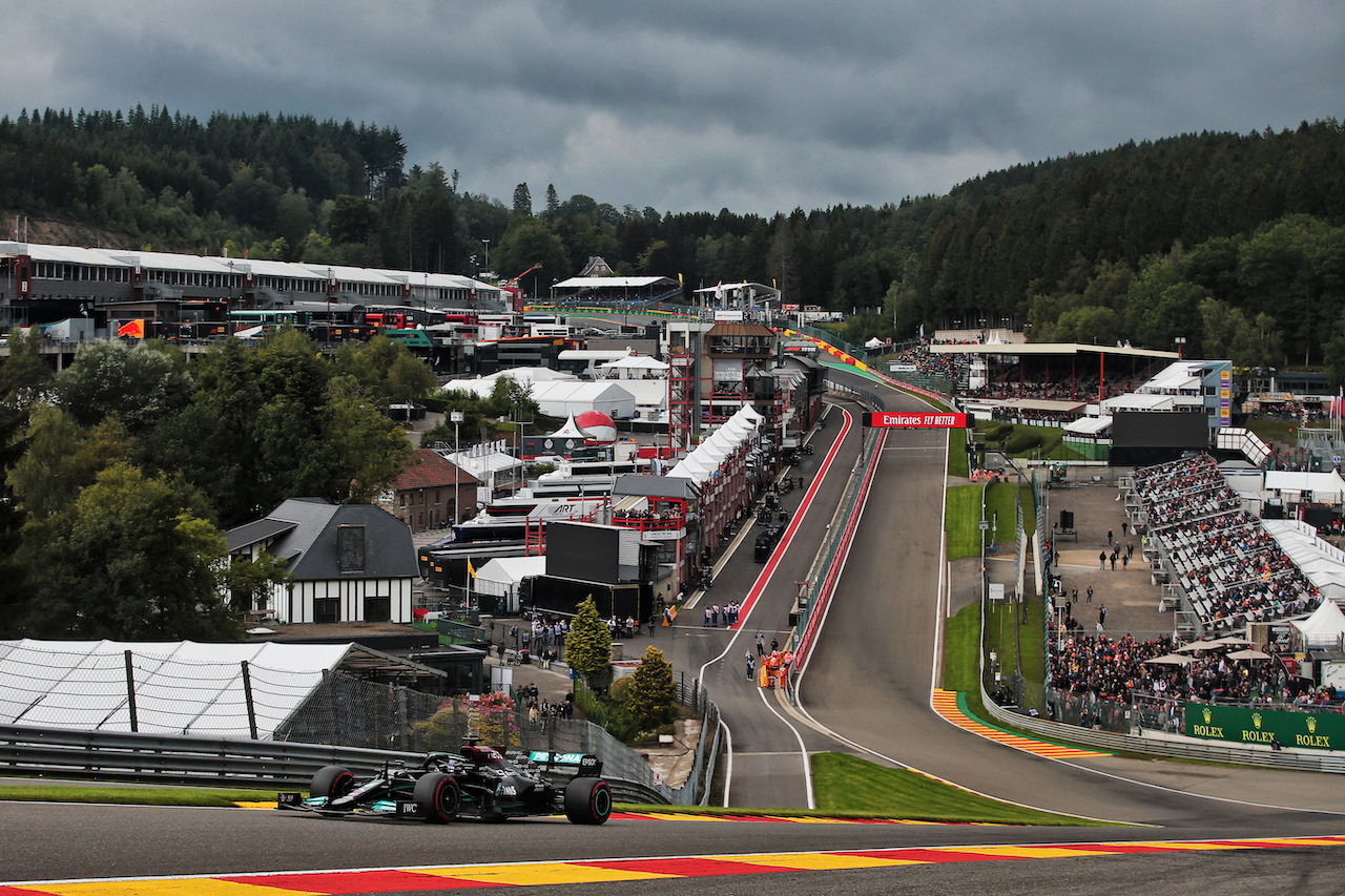 GP BELGIO, Lewis Hamilton (GBR) Mercedes AMG F1 W12.
27.08.2021. Formula 1 World Championship, Rd 12, Belgian Grand Prix, Spa Francorchamps, Belgium, Practice Day.
- www.xpbimages.com, EMail: requests@xpbimages.com © Copyright: XPB Images
