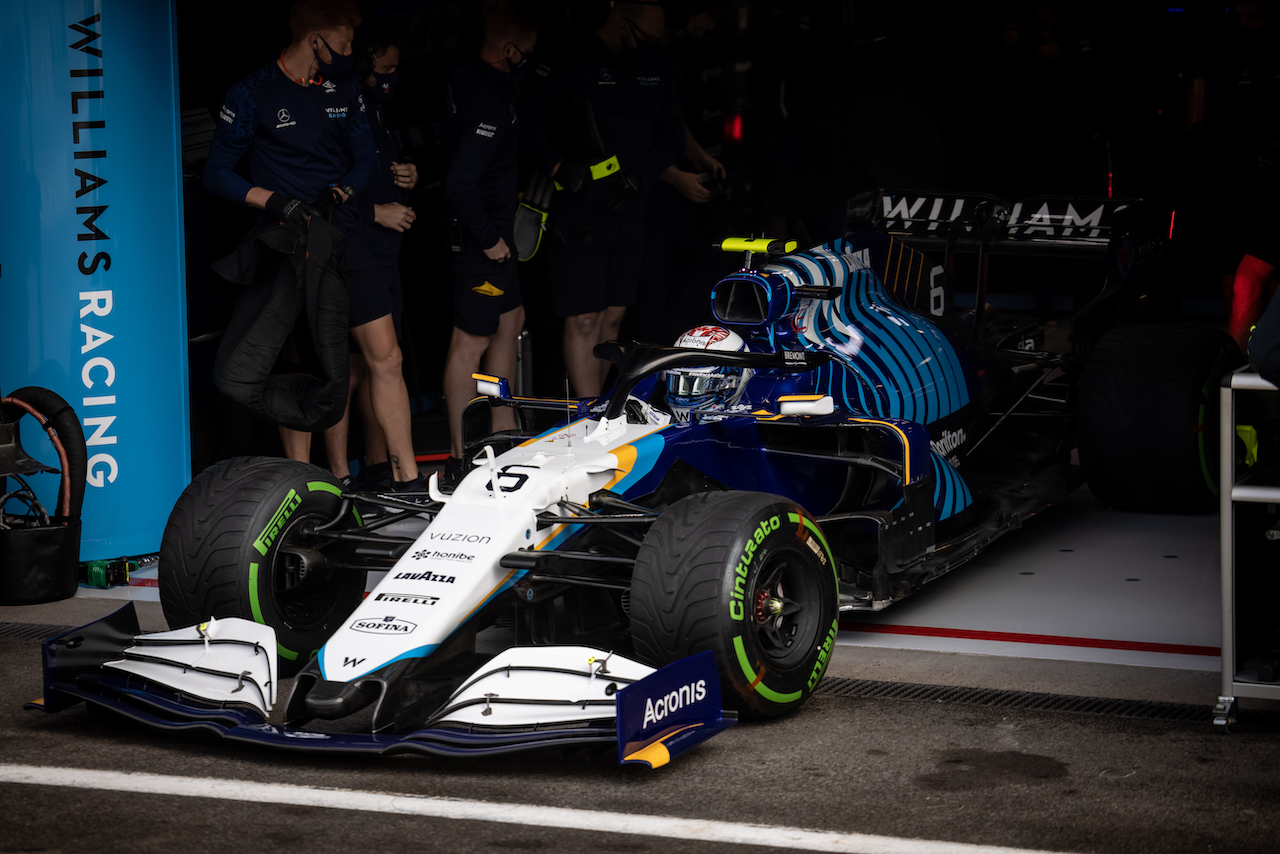 GP BELGIO, Nicholas Latifi (CDN) Williams Racing FW43B.
27.08.2021. Formula 1 World Championship, Rd 12, Belgian Grand Prix, Spa Francorchamps, Belgium, Practice Day.
- www.xpbimages.com, EMail: requests@xpbimages.com © Copyright: Bearne / XPB Images