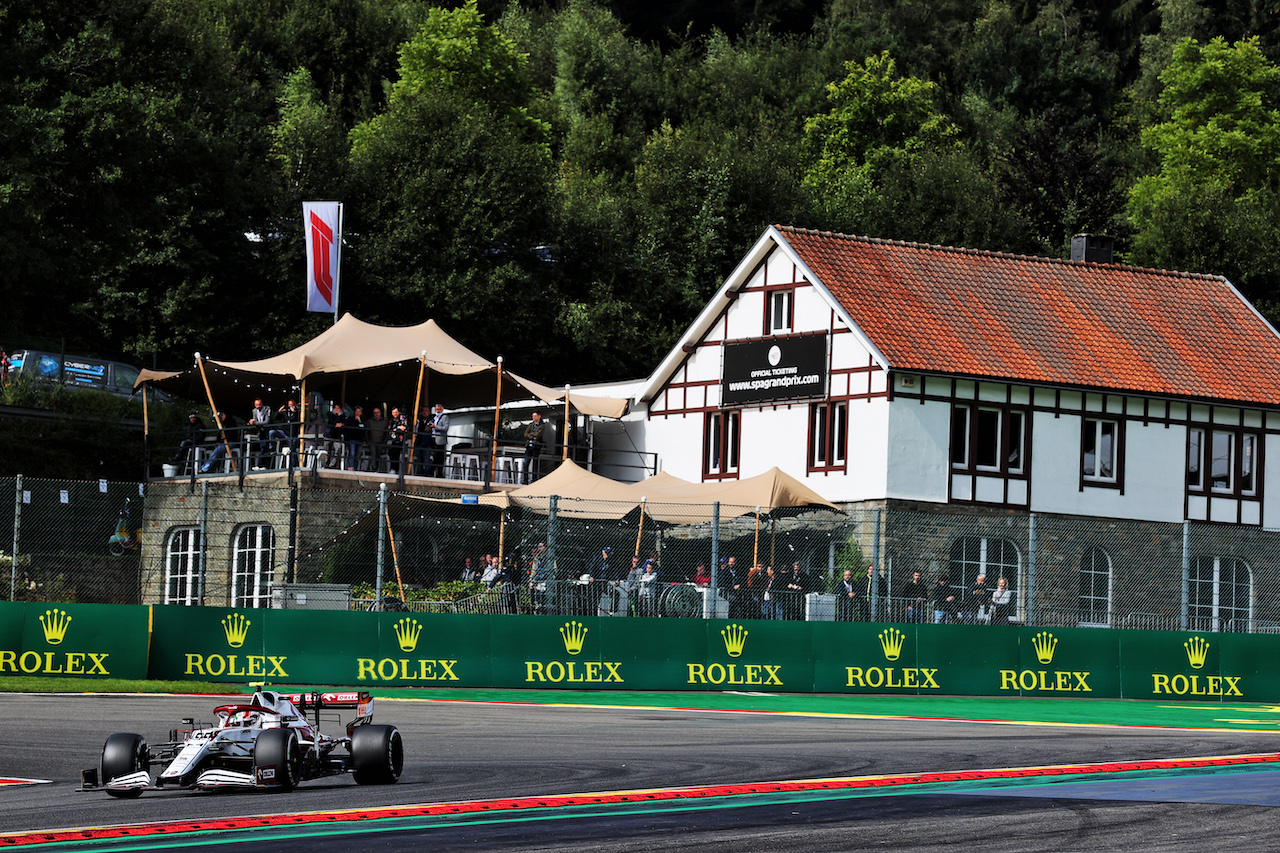 GP BELGIO, Antonio Giovinazzi (ITA) Alfa Romeo Racing C41.
27.08.2021. Formula 1 World Championship, Rd 12, Belgian Grand Prix, Spa Francorchamps, Belgium, Practice Day.
- www.xpbimages.com, EMail: requests@xpbimages.com © Copyright: Batchelor / XPB Images