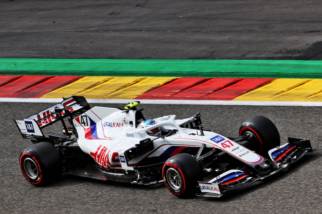 GP BELGIO, Mick Schumacher (GER) Haas VF-21.
27.08.2021. Formula 1 World Championship, Rd 12, Belgian Grand Prix, Spa Francorchamps, Belgium, Practice Day.
- www.xpbimages.com, EMail: requests@xpbimages.com © Copyright: Batchelor / XPB Images