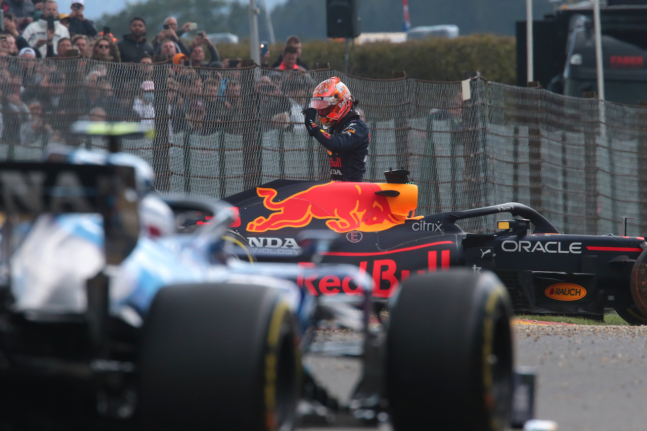 GP BELGIO, Max Verstappen (NLD) Red Bull Racing RB16B crashed during FP2.
27.08.2021. Formula 1 World Championship, Rd 12, Belgian Grand Prix, Spa Francorchamps, Belgium, Practice Day.
- www.xpbimages.com, EMail: requests@xpbimages.com © Copyright: XPB Images