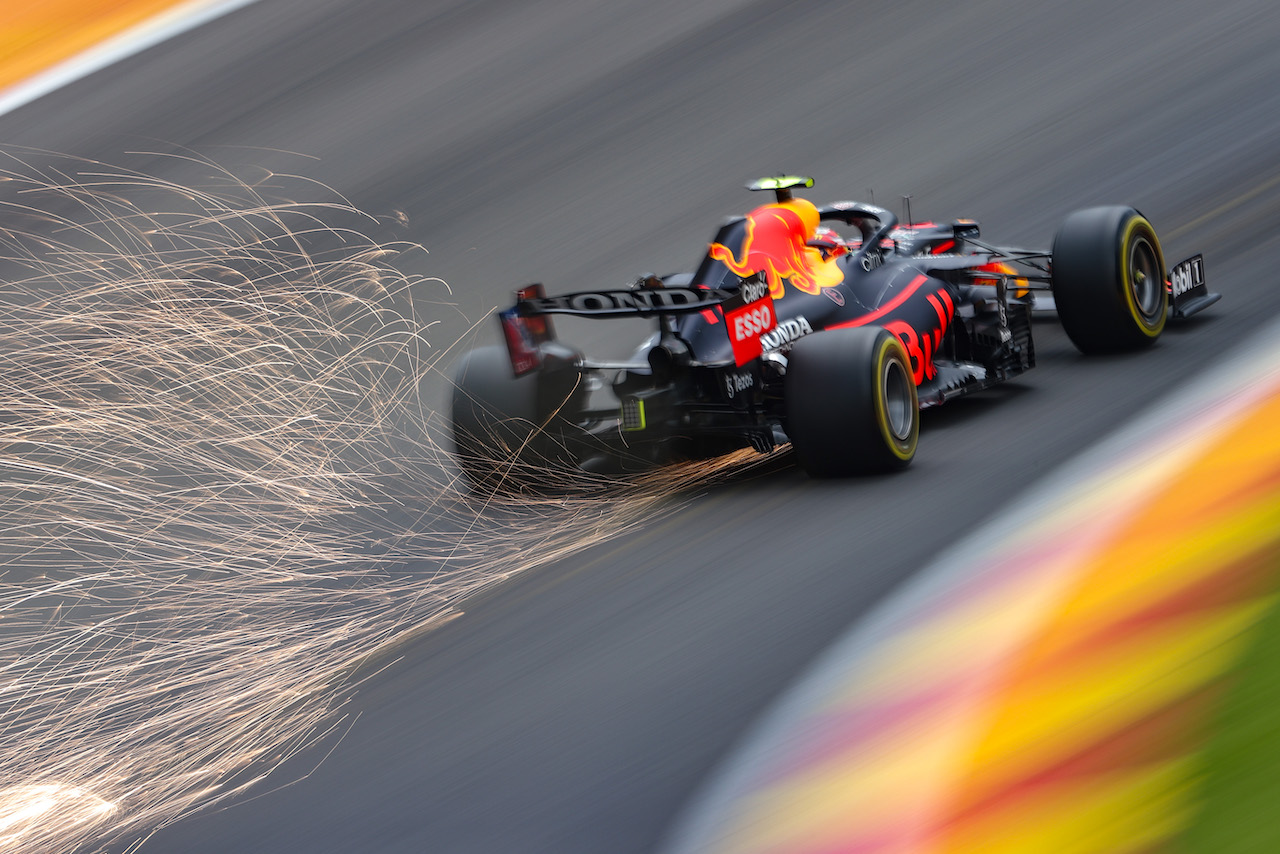 GP BELGIO, Sergio Perez (MEX), Red Bull Racing 
27.08.2021. Formula 1 World Championship, Rd 12, Belgian Grand Prix, Spa Francorchamps, Belgium, Practice Day.
- www.xpbimages.com, EMail: requests@xpbimages.com ¬© Copyright: Charniaux / XPB Images