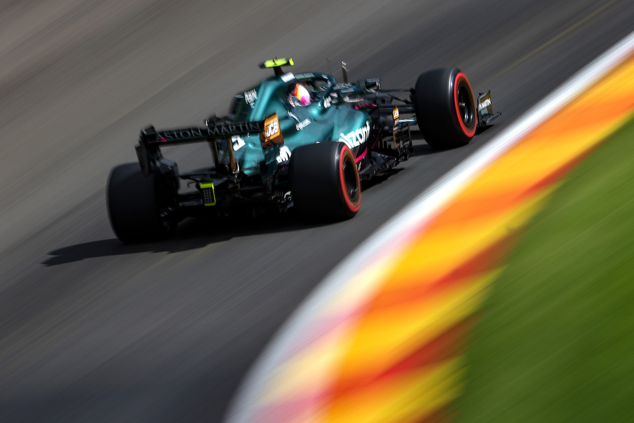 GP BELGIO, Sebastian Vettel (GER), Aston Martin F1 Team 
27.08.2021. Formula 1 World Championship, Rd 12, Belgian Grand Prix, Spa Francorchamps, Belgium, Practice Day.
- www.xpbimages.com, EMail: requests@xpbimages.com ¬© Copyright: Charniaux / XPB Images