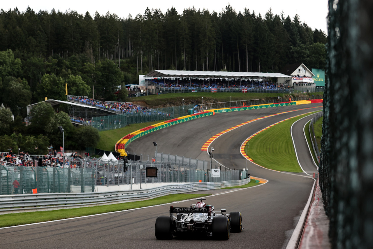 GP BELGIO, Lewis Hamilton (GBR), Mercedes AMG F1  
27.08.2021. Formula 1 World Championship, Rd 12, Belgian Grand Prix, Spa Francorchamps, Belgium, Practice Day.
- www.xpbimages.com, EMail: requests@xpbimages.com ¬© Copyright: Charniaux / XPB Images