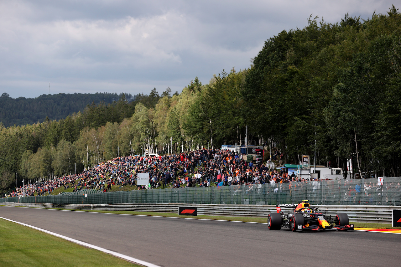 GP BELGIO, Sergio Perez (MEX) Red Bull Racing RB16B.
27.08.2021. Formula 1 World Championship, Rd 12, Belgian Grand Prix, Spa Francorchamps, Belgium, Practice Day.
- www.xpbimages.com, EMail: requests@xpbimages.com © Copyright: Batchelor / XPB Images