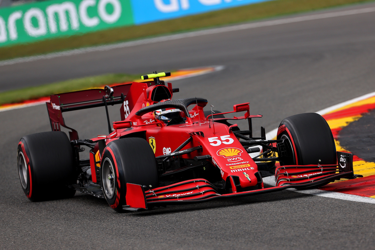 GP BELGIO, Carlos Sainz Jr (ESP) Ferrari SF-21.
27.08.2021. Formula 1 World Championship, Rd 12, Belgian Grand Prix, Spa Francorchamps, Belgium, Practice Day.
- www.xpbimages.com, EMail: requests@xpbimages.com © Copyright: Batchelor / XPB Images
