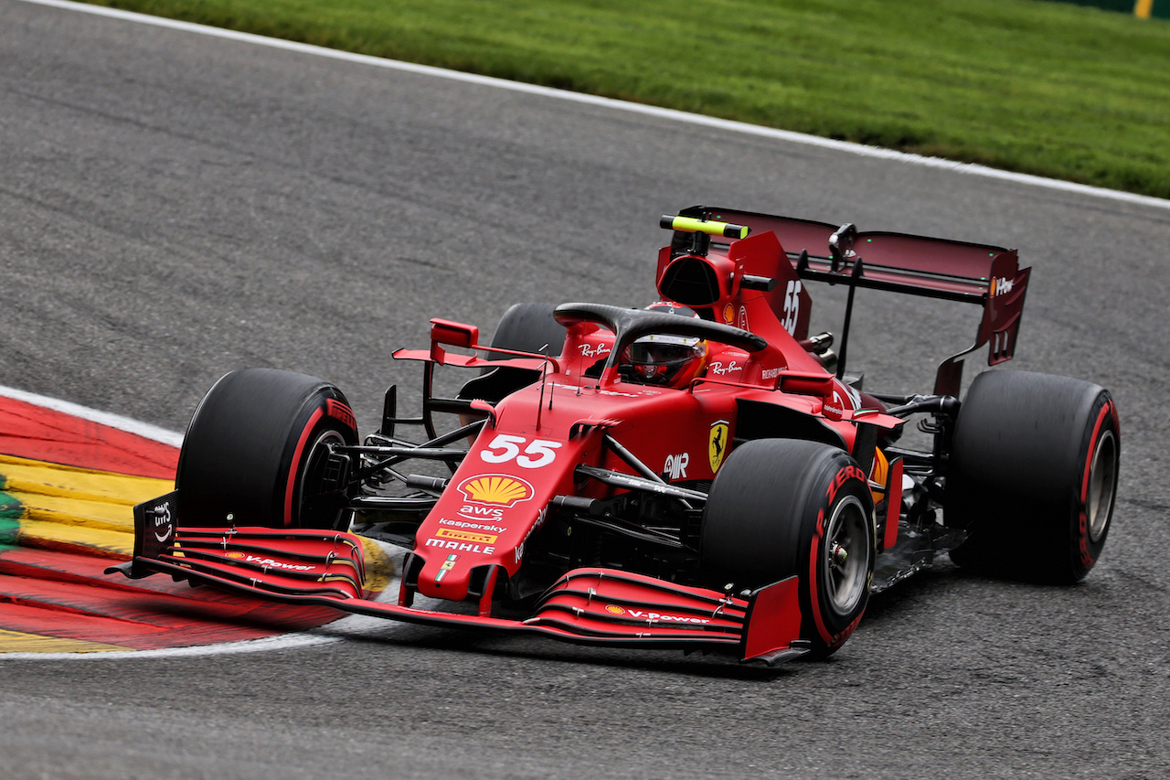 GP BELGIO, Carlos Sainz Jr (ESP) Ferrari SF-21.
27.08.2021. Formula 1 World Championship, Rd 12, Belgian Grand Prix, Spa Francorchamps, Belgium, Practice Day.
- www.xpbimages.com, EMail: requests@xpbimages.com © Copyright: Batchelor / XPB Images