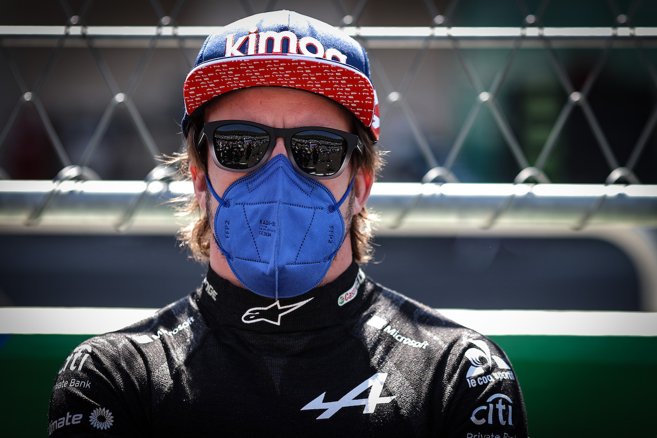 GP CITTA DEL MESSICO, Fernando Alonso (ESP) Alpine F1 Team on the grid.
07.11.2021. Formula 1 World Championship, Rd 18, Mexican Grand Prix, Mexico City, Mexico, Gara Day.
- www.xpbimages.com, EMail: requests@xpbimages.com © Copyright: Charniaux / XPB Images