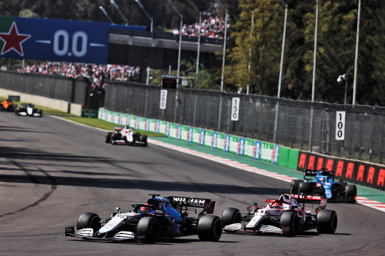 GP CITTA DEL MESSICO, George Russell (GBR) Williams Racing FW43B.
07.11.2021. Formula 1 World Championship, Rd 18, Mexican Grand Prix, Mexico City, Mexico, Gara Day.
- www.xpbimages.com, EMail: requests@xpbimages.com © Copyright: Batchelor / XPB Images