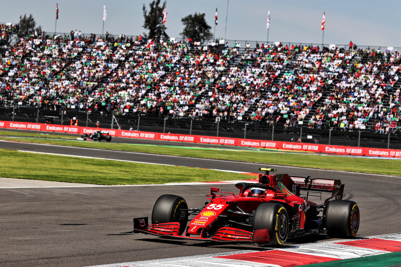 GP CITTA DEL MESSICO, Carlos Sainz Jr (ESP) Ferrari SF-21.
07.11.2021. Formula 1 World Championship, Rd 18, Mexican Grand Prix, Mexico City, Mexico, Gara Day.
- www.xpbimages.com, EMail: requests@xpbimages.com © Copyright: Batchelor / XPB Images