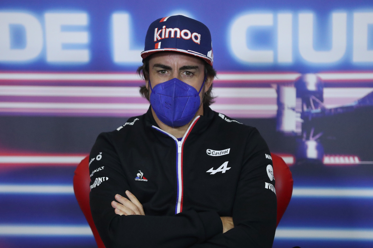 GP CITTA DEL MESSICO, Fernando Alonso (ESP) Alpine F1 Team in the FIA Press Conference.
04.11.2021. Formula 1 World Championship, Rd 18, Mexican Grand Prix, Mexico City, Mexico, Preparation Day.
- www.xpbimages.com, EMail: requests@xpbimages.com © Copyright: FIA Pool Image for Editorial Use Only