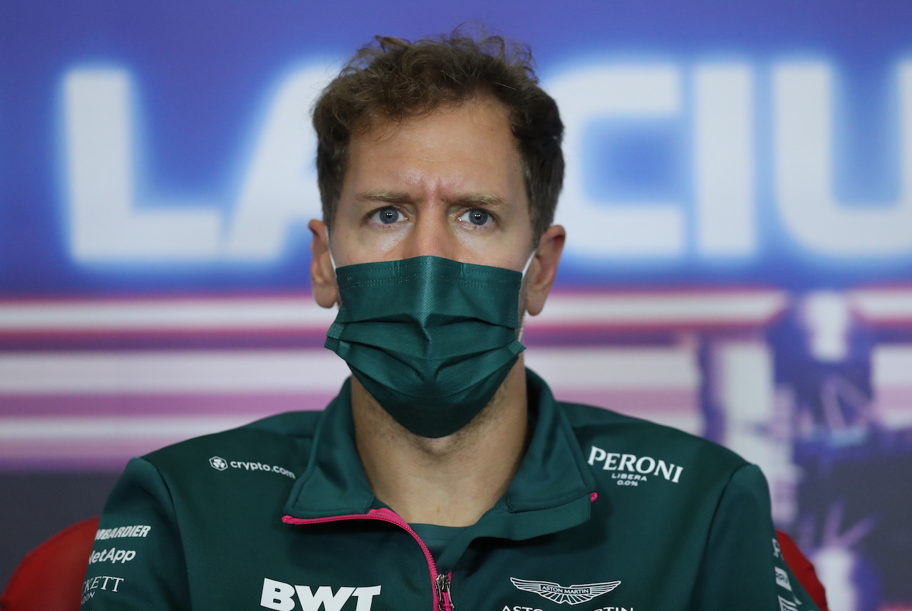 GP CITTA DEL MESSICO, Sebastian Vettel (GER) Aston Martin F1 Team in the FIA Press Conference.
04.11.2021. Formula 1 World Championship, Rd 18, Mexican Grand Prix, Mexico City, Mexico, Preparation Day.
- www.xpbimages.com, EMail: requests@xpbimages.com © Copyright: FIA Pool Image for Editorial Use Only