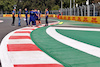 GP CITTA DEL MESSICO, Nicholas Latifi (CDN) Williams Racing walks the circuit with the team.
04.11.2021. Formula 1 World Championship, Rd 18, Mexican Grand Prix, Mexico City, Mexico, Preparation Day.
- www.xpbimages.com, EMail: requests@xpbimages.com © Copyright: Batchelor / XPB Images