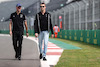 GP CITTA DEL MESSICO, Daniil Kvyat (RUS) Alpine F1 Team Reserve Driver walks the circuit with Alan Permane (GBR) Alpine F1 Team Trackside Operations Director.
04.11.2021. Formula 1 World Championship, Rd 18, Mexican Grand Prix, Mexico City, Mexico, Preparation Day.
- www.xpbimages.com, EMail: requests@xpbimages.com © Copyright: Charniaux / XPB Images