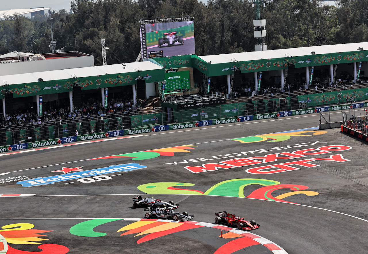 GP CITTA DEL MESSICO, Charles Leclerc (MON) Ferrari SF-21.
06.11.2021. Formula 1 World Championship, Rd 18, Mexican Grand Prix, Mexico City, Mexico, Qualifiche Day.
- www.xpbimages.com, EMail: requests@xpbimages.com © Copyright: Batchelor / XPB Images