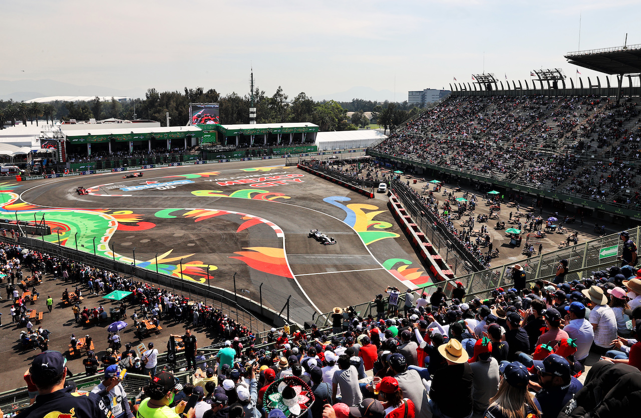 GP CITTA DEL MESSICO, Mick Schumacher (GER) Haas VF-21.
06.11.2021. Formula 1 World Championship, Rd 18, Mexican Grand Prix, Mexico City, Mexico, Qualifiche Day.
- www.xpbimages.com, EMail: requests@xpbimages.com © Copyright: Batchelor / XPB Images