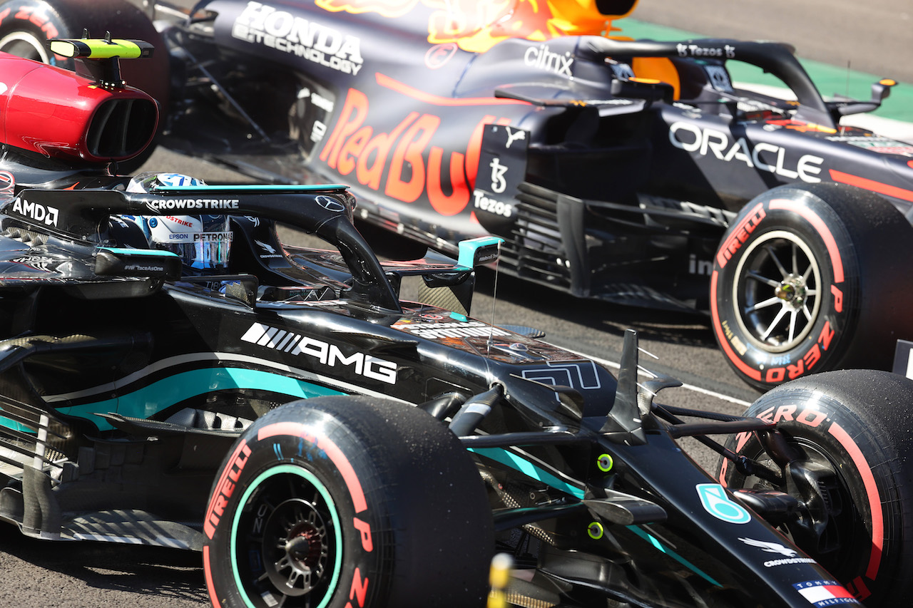 GP CITTA DEL MESSICO, Pole position for Valtteri Bottas (FIN) Mercedes AMG F1 W12.
06.11.2021. Formula 1 World Championship, Rd 18, Mexican Grand Prix, Mexico City, Mexico, Qualifiche Day.
- www.xpbimages.com, EMail: requests@xpbimages.com © Copyright: Batchelor / XPB Images