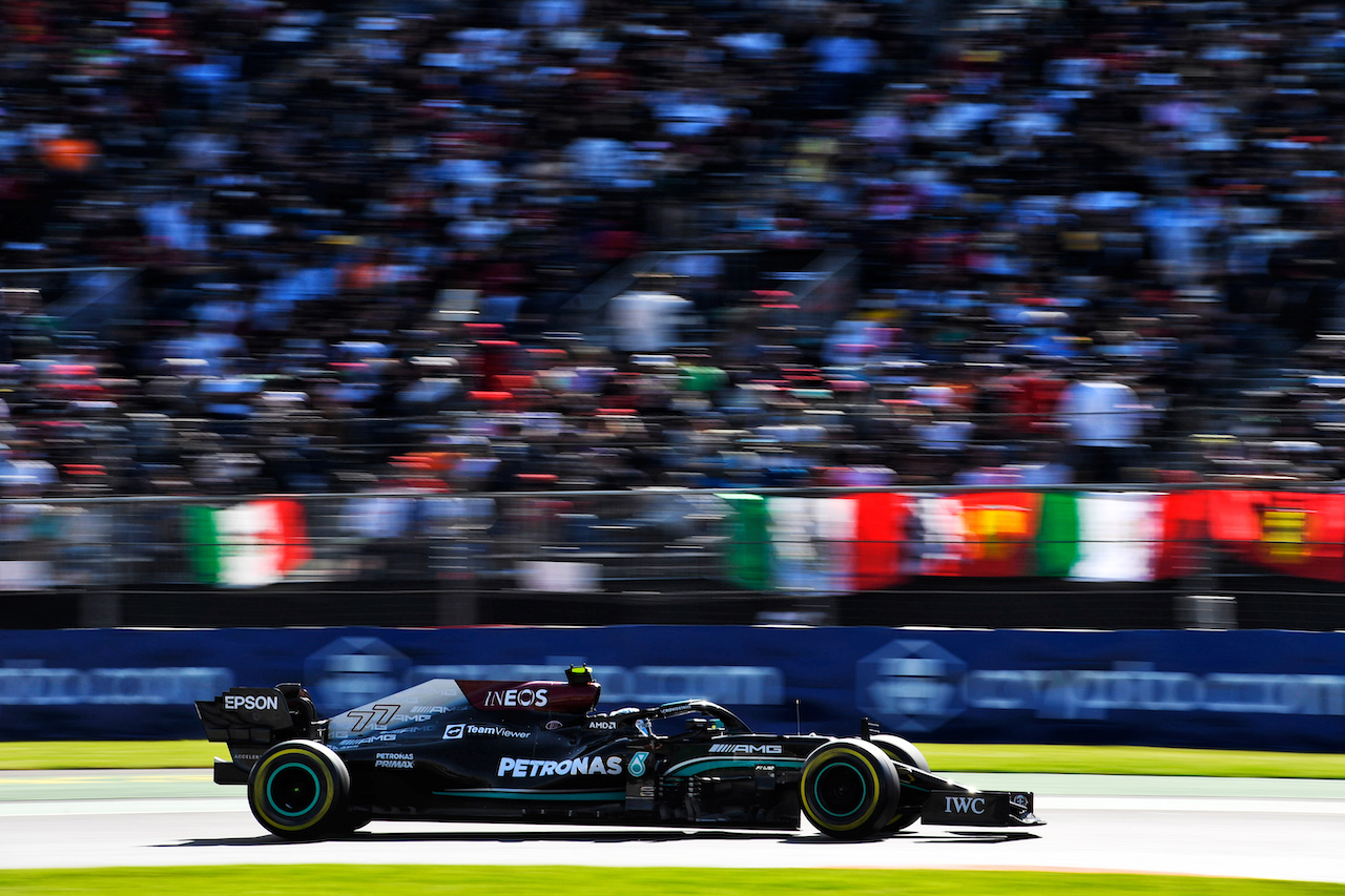 GP CITTA DEL MESSICO, Valtteri Bottas (FIN) Mercedes AMG F1 W12.
06.11.2021. Formula 1 World Championship, Rd 18, Mexican Grand Prix, Mexico City, Mexico, Qualifiche Day.
- www.xpbimages.com, EMail: requests@xpbimages.com © Copyright: Carrezevoli / XPB Images