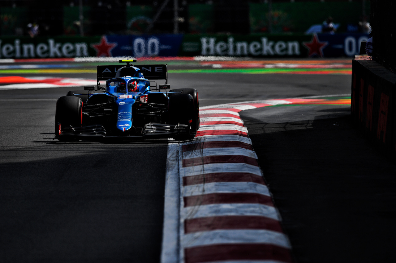 GP CITTA DEL MESSICO, Esteban Ocon (FRA) Alpine F1 Team A521.
06.11.2021. Formula 1 World Championship, Rd 18, Mexican Grand Prix, Mexico City, Mexico, Qualifiche Day.
- www.xpbimages.com, EMail: requests@xpbimages.com © Copyright: Carrezevoli / XPB Images