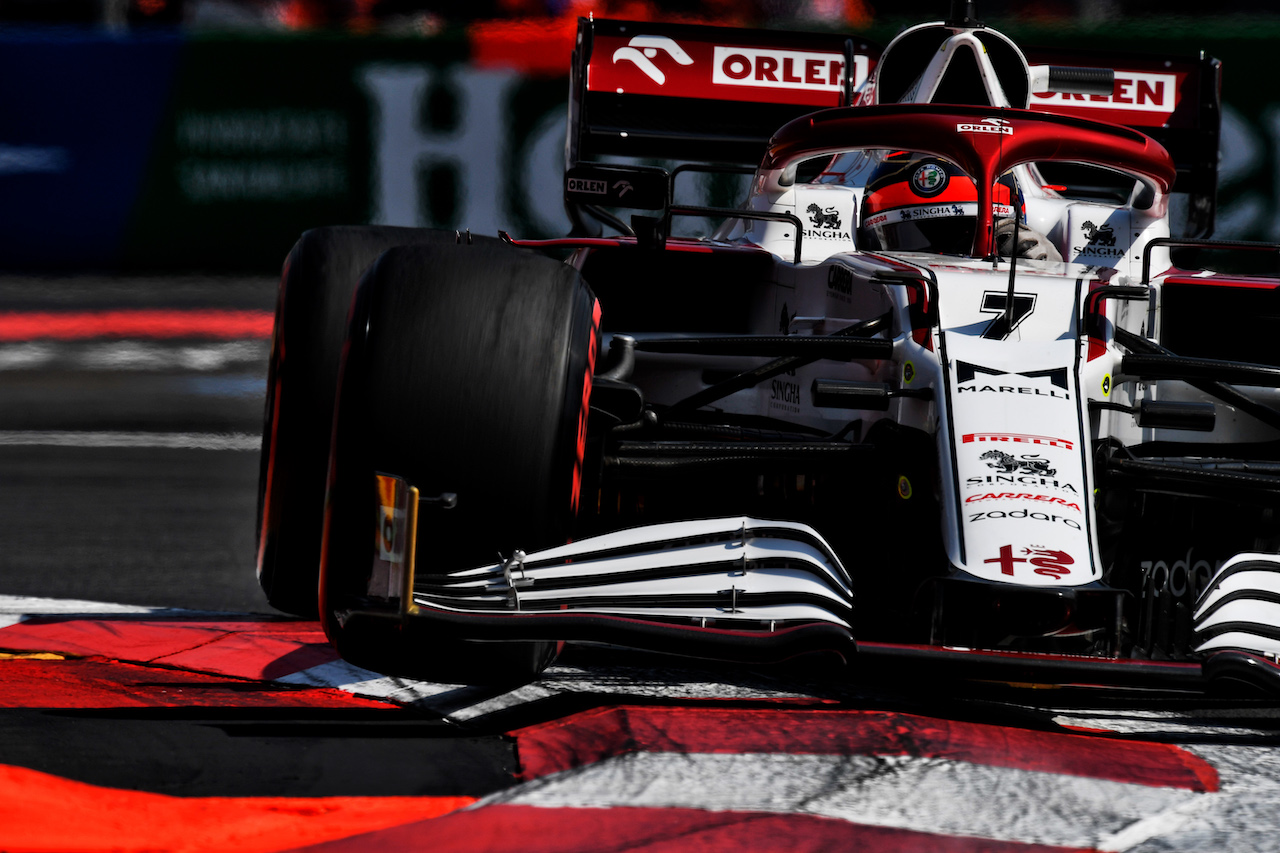 GP CITTA DEL MESSICO, Kimi Raikkonen (FIN) Alfa Romeo Racing C41.
06.11.2021. Formula 1 World Championship, Rd 18, Mexican Grand Prix, Mexico City, Mexico, Qualifiche Day.
- www.xpbimages.com, EMail: requests@xpbimages.com © Copyright: Carrezevoli / XPB Images
