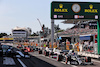 GP CITTA DEL MESSICO, Pierre Gasly (FRA) AlphaTauri AT02 leaves the pits ahead of Mick Schumacher (GER) Haas VF-21 e Nicholas Latifi (CDN) Williams Racing FW43B.
06.11.2021. Formula 1 World Championship, Rd 18, Mexican Grand Prix, Mexico City, Mexico, Qualifiche Day.
- www.xpbimages.com, EMail: requests@xpbimages.com © Copyright: Batchelor / XPB Images
