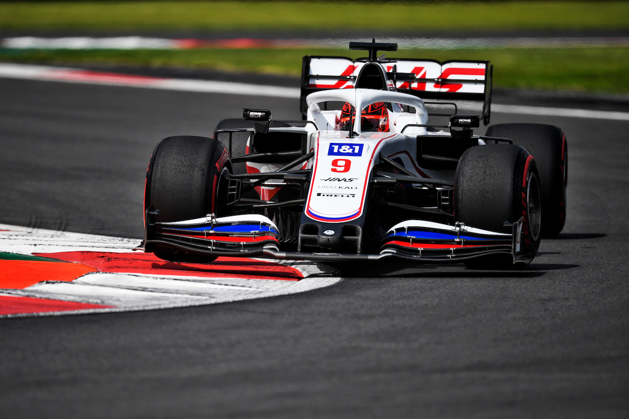 GP CITTA DEL MESSICO, Nikita Mazepin (RUS) Haas F1 Team VF-21.
05.11.2021. Formula 1 World Championship, Rd 18, Mexican Grand Prix, Mexico City, Mexico, Practice Day.
- www.xpbimages.com, EMail: requests@xpbimages.com © Copyright: Carrezevoli / XPB Images