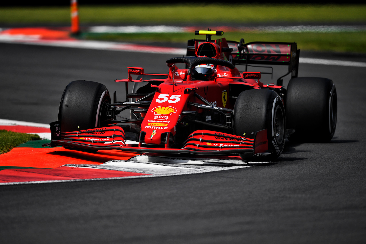 GP CITTA DEL MESSICO, Carlos Sainz Jr (ESP) Ferrari SF-21.
05.11.2021. Formula 1 World Championship, Rd 18, Mexican Grand Prix, Mexico City, Mexico, Practice Day.
- www.xpbimages.com, EMail: requests@xpbimages.com © Copyright: Carrezevoli / XPB Images