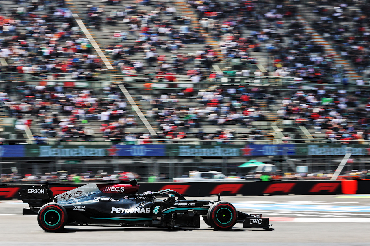 GP CITTA DEL MESSICO, Lewis Hamilton (GBR) Mercedes AMG F1 W12.
05.11.2021. Formula 1 World Championship, Rd 18, Mexican Grand Prix, Mexico City, Mexico, Practice Day.
- www.xpbimages.com, EMail: requests@xpbimages.com © Copyright: Batchelor / XPB Images