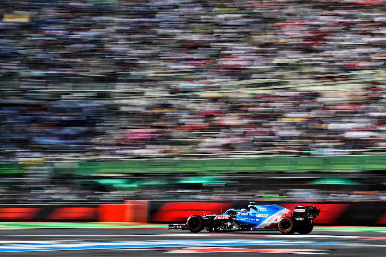 GP CITTA DEL MESSICO, Esteban Ocon (FRA) Alpine F1 Team A521.
05.11.2021. Formula 1 World Championship, Rd 18, Mexican Grand Prix, Mexico City, Mexico, Practice Day.
- www.xpbimages.com, EMail: requests@xpbimages.com © Copyright: Carrezevoli / XPB Images