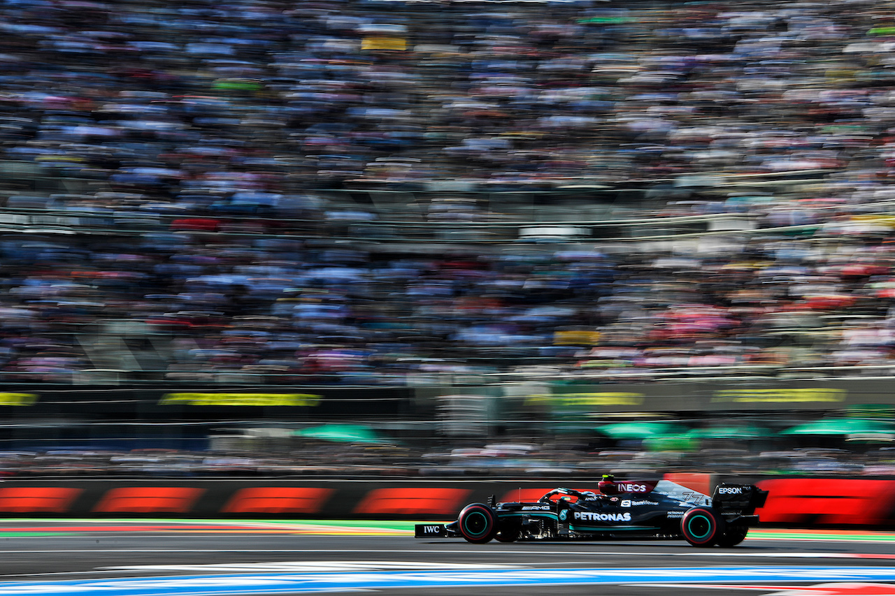 GP CITTA DEL MESSICO, Valtteri Bottas (FIN) Mercedes AMG F1 W12.
05.11.2021. Formula 1 World Championship, Rd 18, Mexican Grand Prix, Mexico City, Mexico, Practice Day.
- www.xpbimages.com, EMail: requests@xpbimages.com © Copyright: Carrezevoli / XPB Images