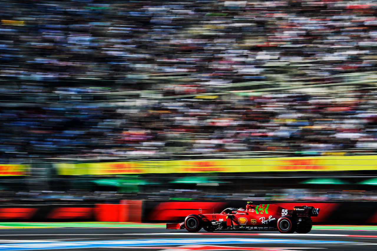 GP CITTA DEL MESSICO, Carlos Sainz Jr (ESP) Ferrari SF-21.
05.11.2021. Formula 1 World Championship, Rd 18, Mexican Grand Prix, Mexico City, Mexico, Practice Day.
- www.xpbimages.com, EMail: requests@xpbimages.com © Copyright: Carrezevoli / XPB Images