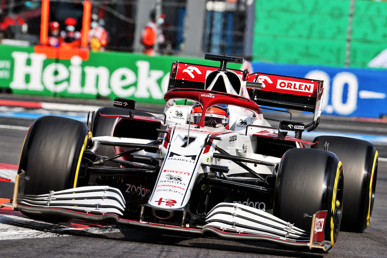 GP CITTA DEL MESSICO, Kimi Raikkonen (FIN) Alfa Romeo Racing C41.
05.11.2021. Formula 1 World Championship, Rd 18, Mexican Grand Prix, Mexico City, Mexico, Practice Day.
- www.xpbimages.com, EMail: requests@xpbimages.com © Copyright: Batchelor / XPB Images