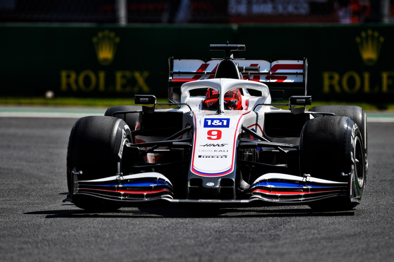 GP CITTA DEL MESSICO, Nikita Mazepin (RUS) Haas F1 Team VF-21.
05.11.2021. Formula 1 World Championship, Rd 18, Mexican Grand Prix, Mexico City, Mexico, Practice Day.
- www.xpbimages.com, EMail: requests@xpbimages.com © Copyright: Carrezevoli / XPB Images
