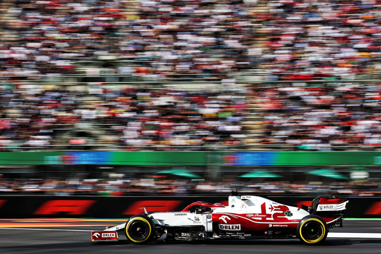 GP CITTA DEL MESSICO, Kimi Raikkonen (FIN) Alfa Romeo Racing C41.
05.11.2021. Formula 1 World Championship, Rd 18, Mexican Grand Prix, Mexico City, Mexico, Practice Day.
- www.xpbimages.com, EMail: requests@xpbimages.com © Copyright: Batchelor / XPB Images