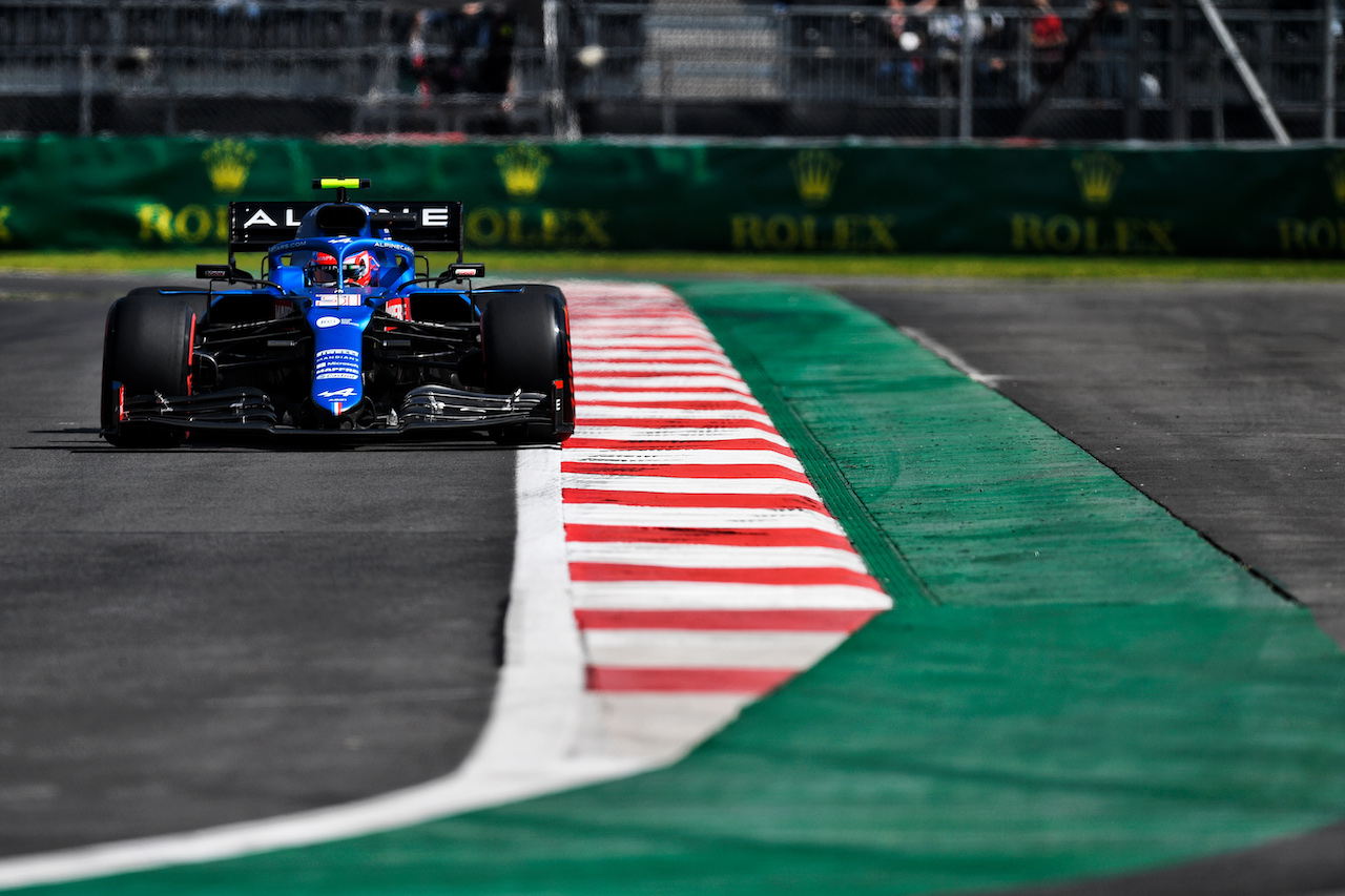GP CITTA DEL MESSICO, Esteban Ocon (FRA) Alpine F1 Team A521.
05.11.2021. Formula 1 World Championship, Rd 18, Mexican Grand Prix, Mexico City, Mexico, Practice Day.
- www.xpbimages.com, EMail: requests@xpbimages.com © Copyright: Carrezevoli / XPB Images