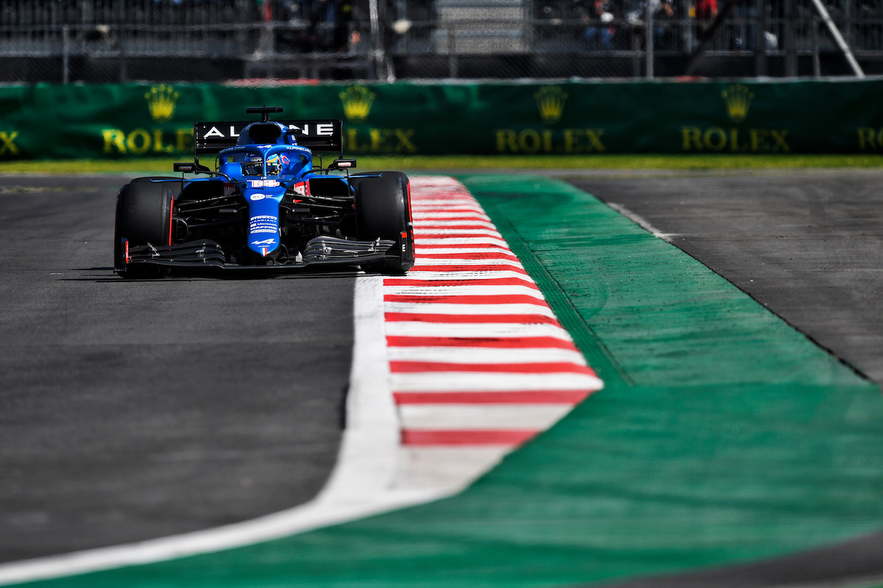 GP CITTA DEL MESSICO, Fernando Alonso (ESP) Alpine F1 Team A521.
05.11.2021. Formula 1 World Championship, Rd 18, Mexican Grand Prix, Mexico City, Mexico, Practice Day.
- www.xpbimages.com, EMail: requests@xpbimages.com © Copyright: Carrezevoli / XPB Images