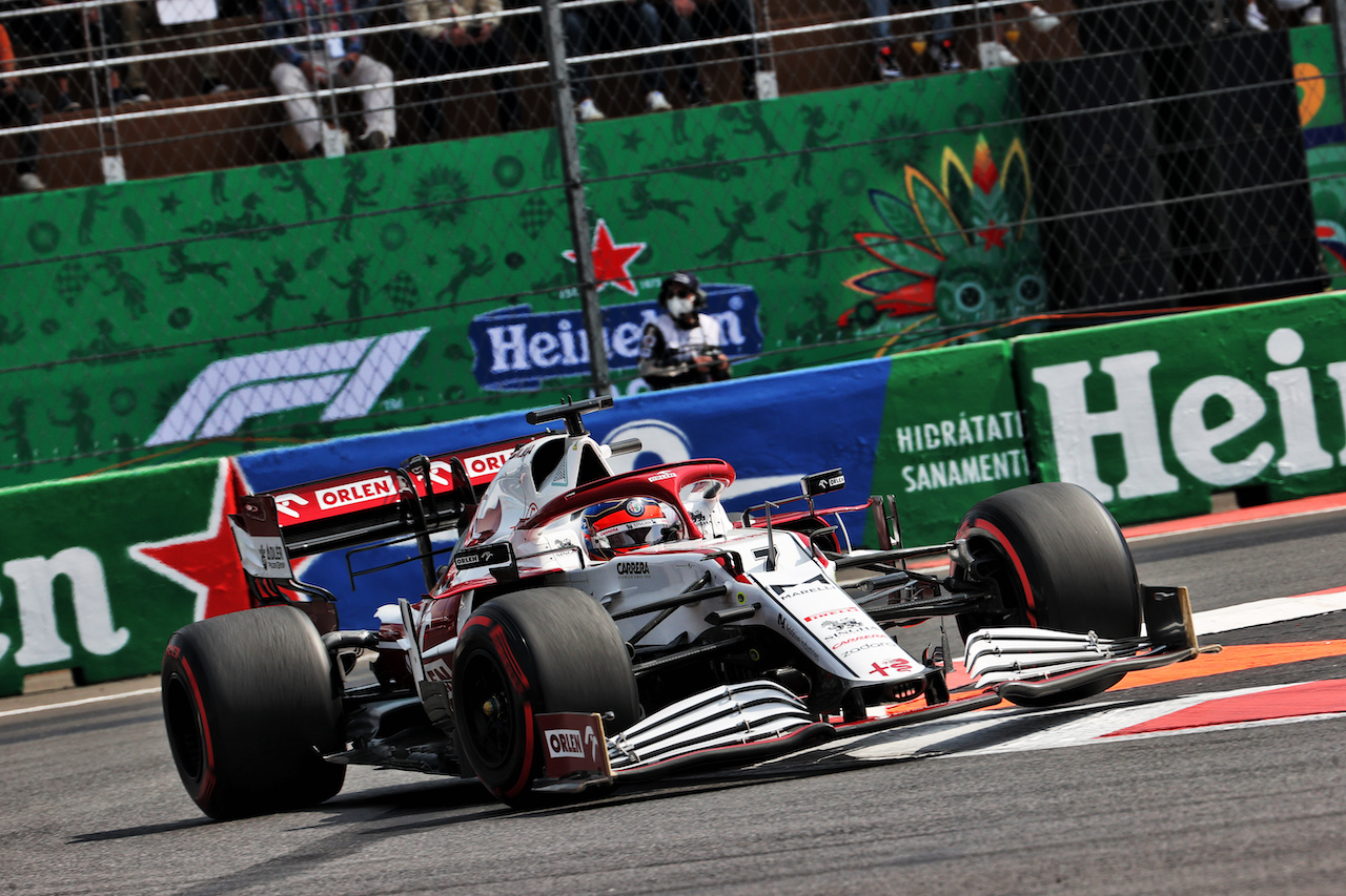 GP CITTA DEL MESSICO, Kimi Raikkonen (FIN) Alfa Romeo Racing C41.
05.11.2021. Formula 1 World Championship, Rd 18, Mexican Grand Prix, Mexico City, Mexico, Practice Day.
- www.xpbimages.com, EMail: requests@xpbimages.com © Copyright: Batchelor / XPB Images