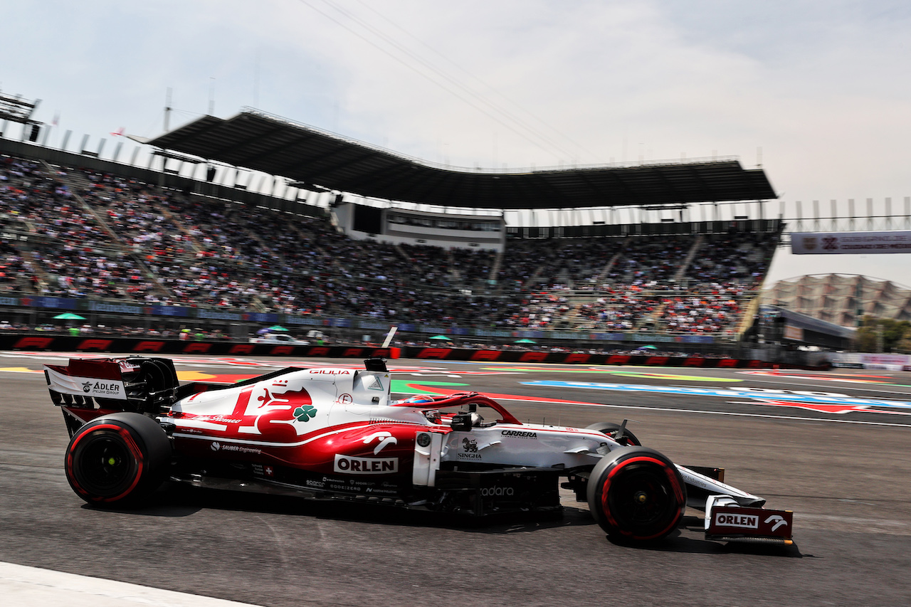 GP CITTA DEL MESSICO, Kimi Raikkonen (FIN) Alfa Romeo Racing C41.
05.11.2021. Formula 1 World Championship, Rd 18, Mexican Grand Prix, Mexico City, Mexico, Practice Day.
- www.xpbimages.com, EMail: requests@xpbimages.com © Copyright: Batchelor / XPB Images
