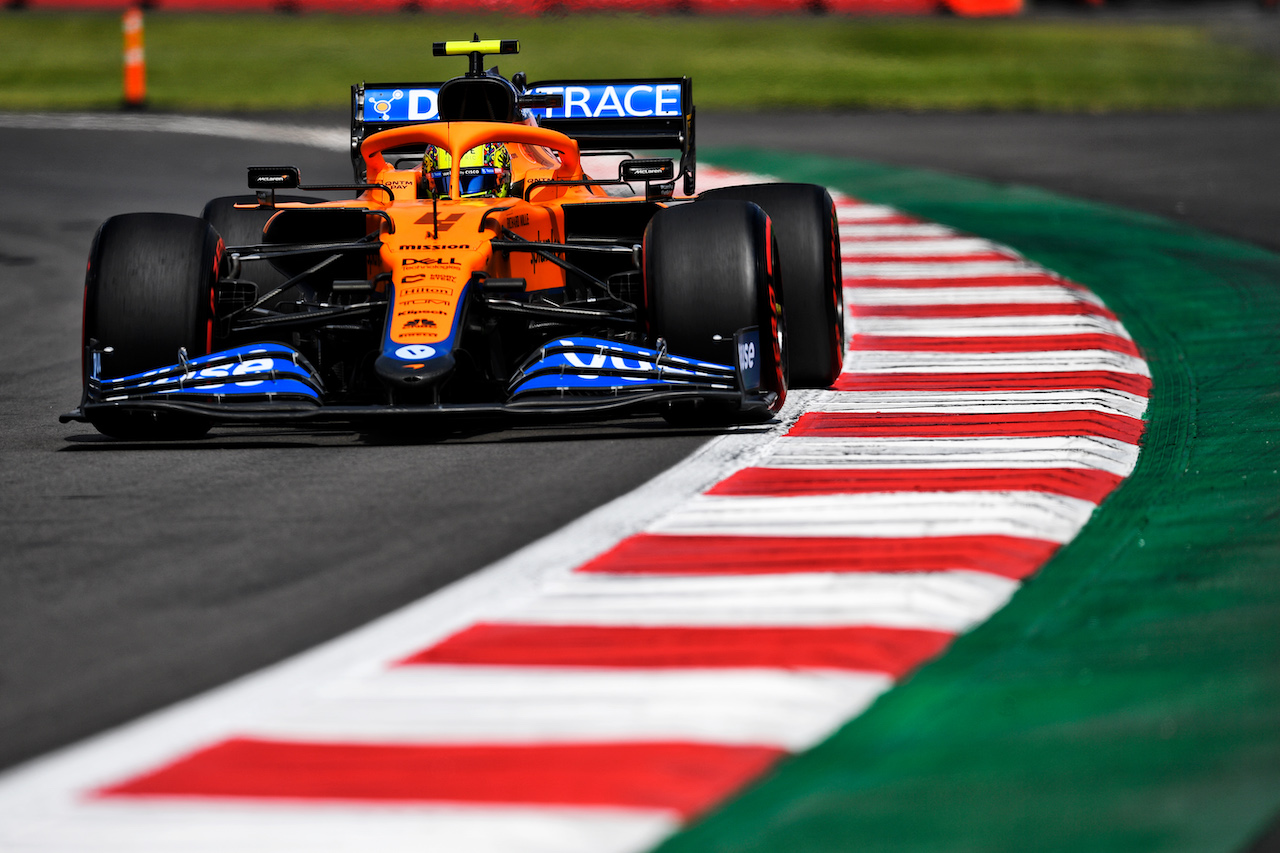 GP CITTA DEL MESSICO, Lando Norris (GBR) McLaren MCL35M.
05.11.2021. Formula 1 World Championship, Rd 18, Mexican Grand Prix, Mexico City, Mexico, Practice Day.
- www.xpbimages.com, EMail: requests@xpbimages.com © Copyright: Carrezevoli / XPB Images