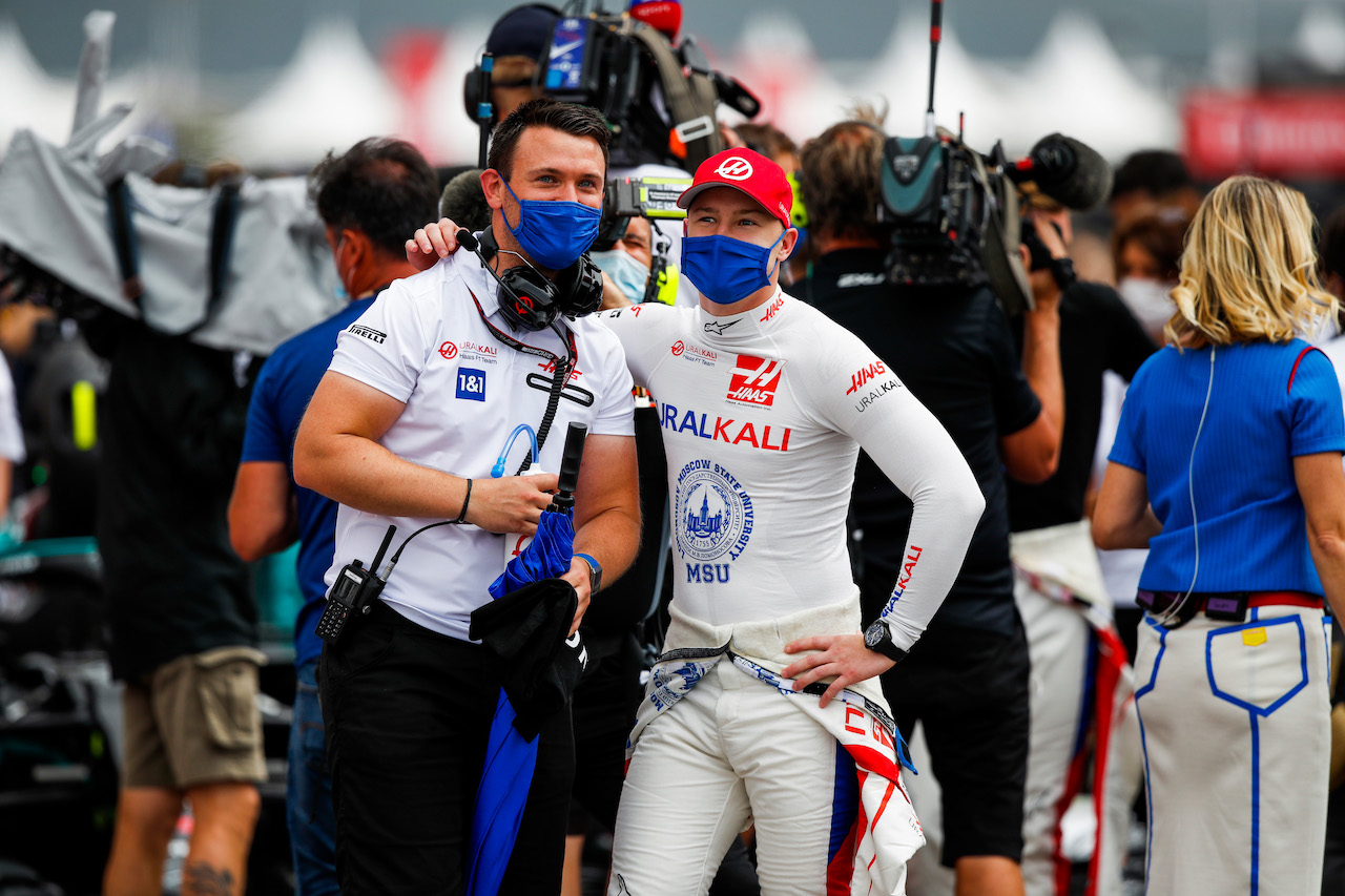 GP FRANCIA, Nikita Mazepin (RUS) Haas F1 Team on the grid.
20.06.2021. Formula 1 World Championship, Rd 7, French Grand Prix, Paul Ricard, France, Gara Day.
- www.xpbimages.com, EMail: requests@xpbimages.com © Copyright: FIA Pool Image for Editorial Use Only